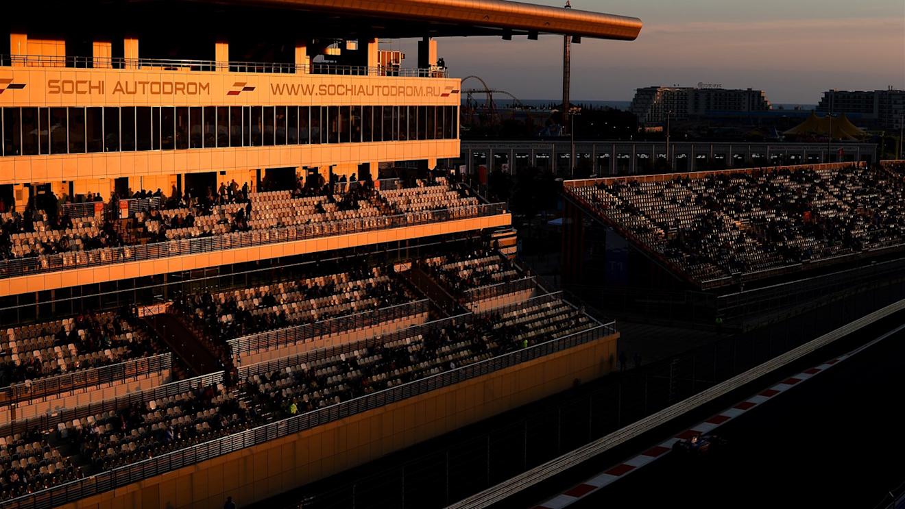 Sunset over the track at Formula One World Championship, Rd15, Russian Grand Prix, Qualifying, Sochi Autodrom, Sochi, Krasnodar Krai, Russia, Saturday 10 October 2015. © Sutton Motorsport Images