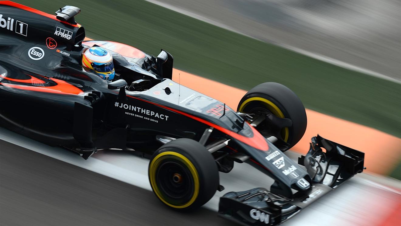 Fernando Alonso (ESP) McLaren MP4-30 at Formula One World Championship, Rd15, Russian Grand Prix, Qualifying, Sochi Autodrom, Sochi, Krasnodar Krai, Russia, Saturday 10 October 2015. © Sutton Motorsport Images