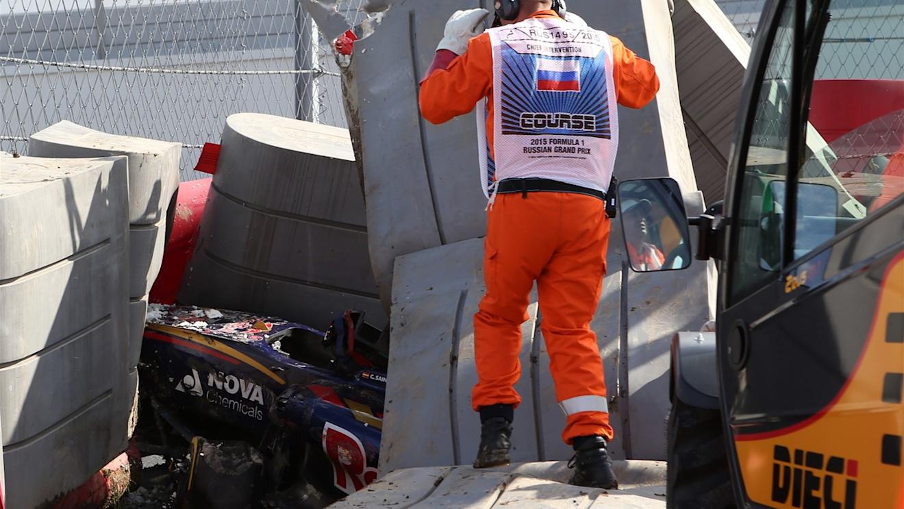 The crashed car of Carlos Sainz (ESP) Scuderia Toro Rosso in FP3 at Formula One World Championship, Rd15, Russian Grand Prix, Qualifying, Sochi Autodrom, Sochi, Krasnodar Krai, Russia, Saturday 10 October 2015. © Sutton Motorsport Images