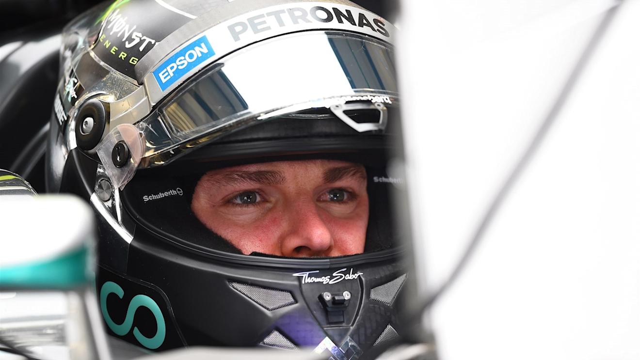 Nico Rosberg (GER) Mercedes AMG F1 W06 at Formula One World Championship, Rd15, Russian Grand Prix, Qualifying, Sochi Autodrom, Sochi, Krasnodar Krai, Russia, Saturday 10 October 2015. © Sutton Motorsport Images