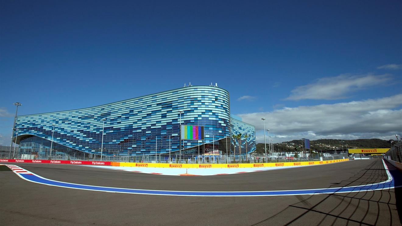 Track view at Formula One World Championship, Rd15, Russian Grand Prix, Preparations, Sochi Autodrom, Sochi, Krasnodar Krai, Russia, Thursday 8 October 2015. © Sutton Motorsport Images