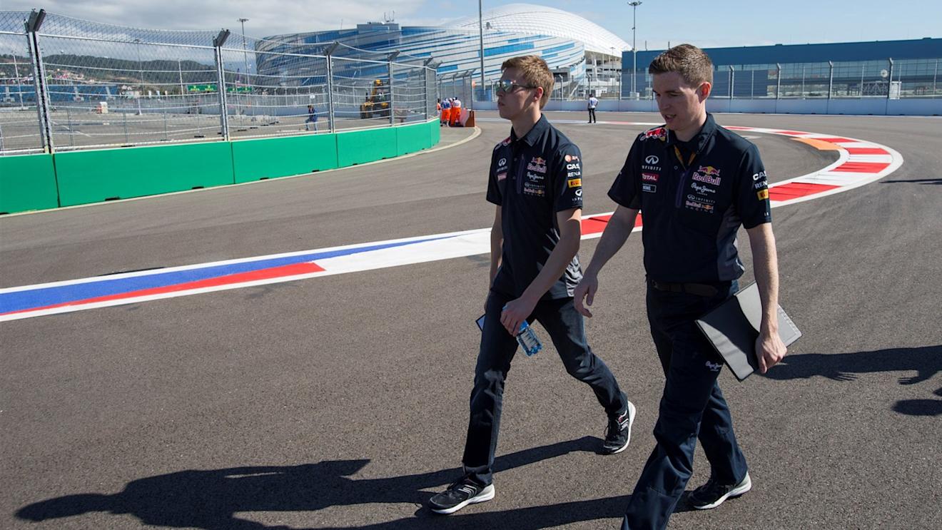 Daniil Kyvat (RUS) Red Bull Racing and engineer walk the track at Formula One World Championship, Rd15, Russian Grand Prix, Preparations, Sochi Autodrom, Sochi, Krasnodar Krai, Russia, Thursday 8 October 2015. © Sutton Motorsport Images