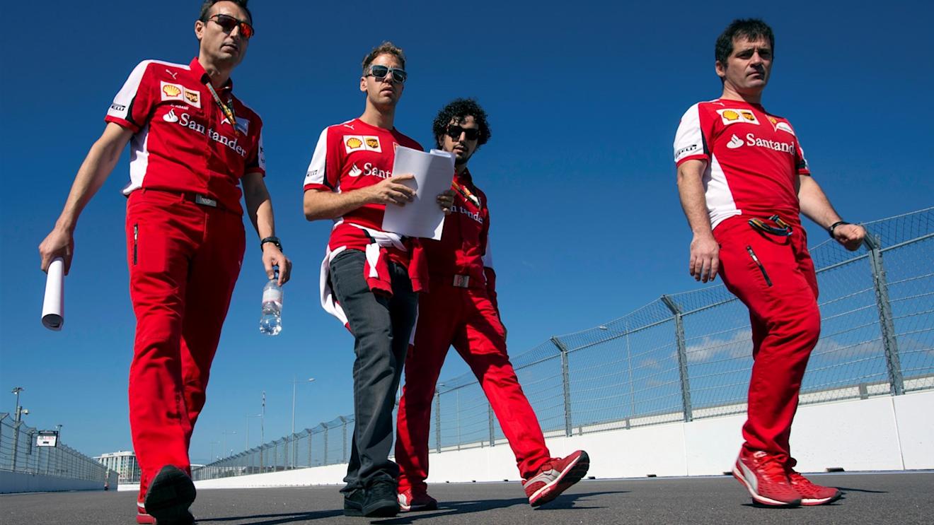 Sebastian Vettel (GER) Ferrari walks the track with his engineers   at Formula One World Championship, Rd15, Russian Grand Prix, Preparations, Sochi Autodrom, Sochi, Krasnodar Krai, Russia, Thursday 8 October 2015. © Sutton Motorsport Images