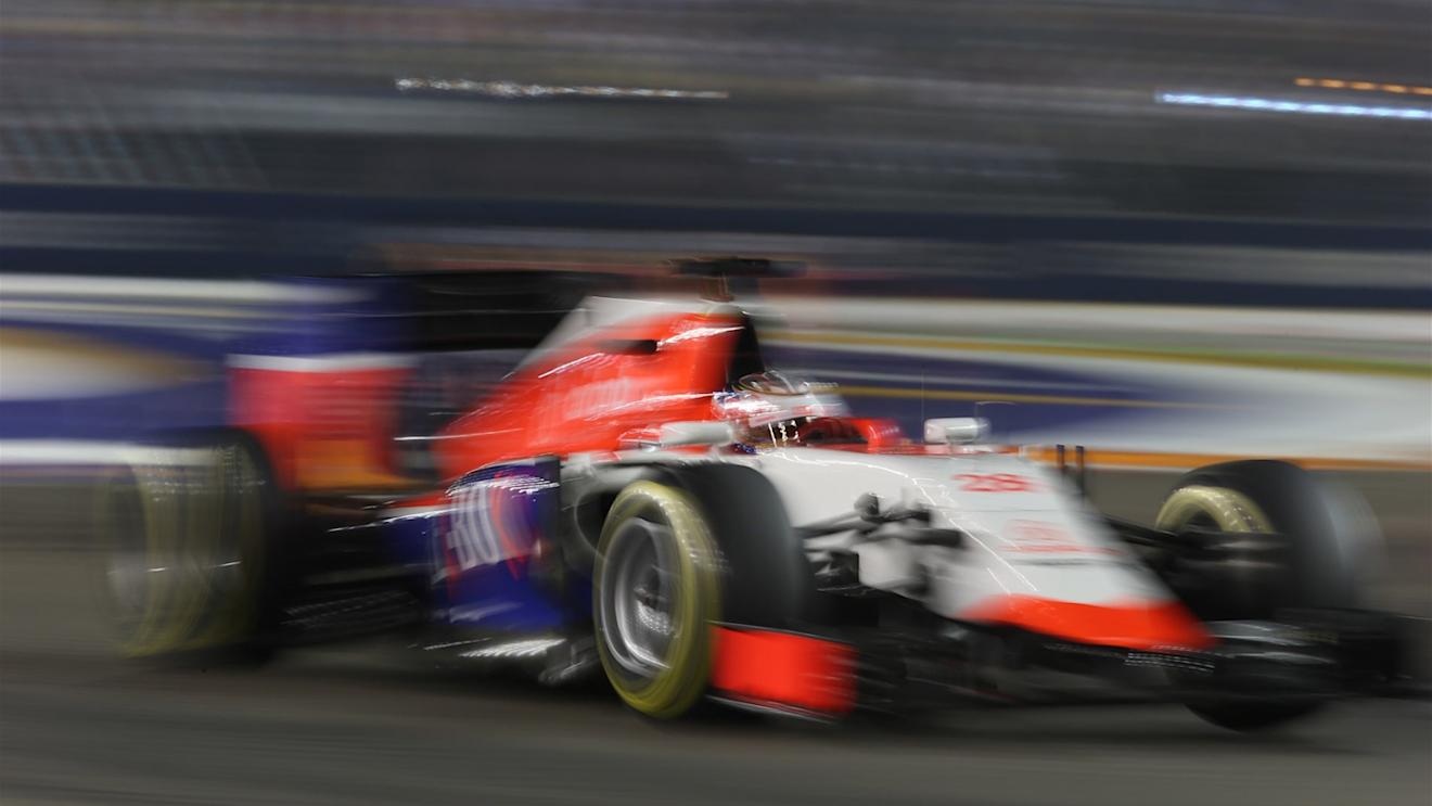 Will Stevens (GBR) Marussia at Formula One World Championship, Rd13, Singapore Grand Prix, Race, Marina Bay Street Circuit, Singapore, Sunday 20 September 2015. © Sutton Motorsport Images