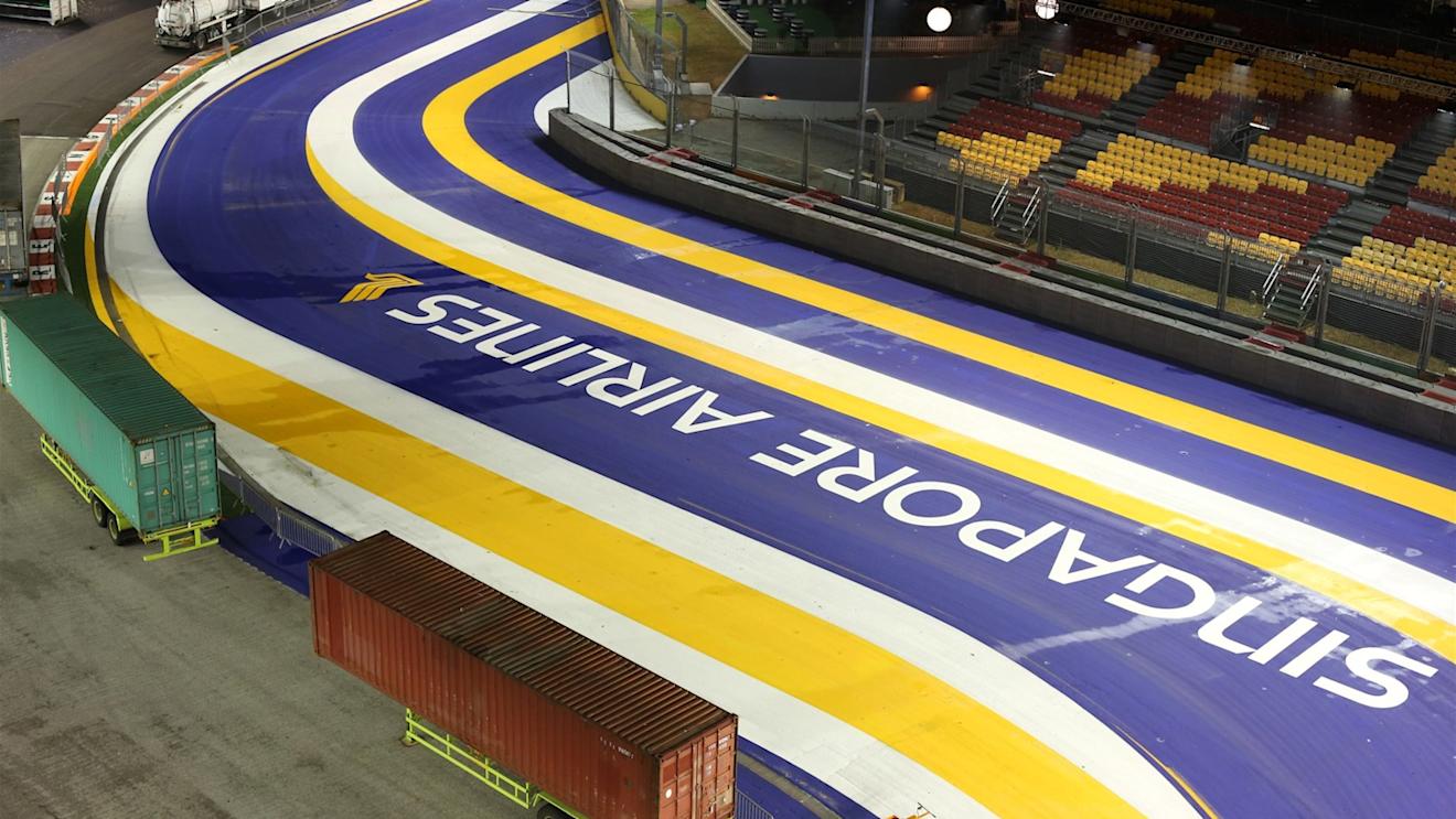 Track view at Formula One World Championship, Rd13, Singapore Grand Prix, Preparations, Marina Bay Street Circuit, Singapore, Tuesday 15 September 2015. © Sutton Motorsport Images