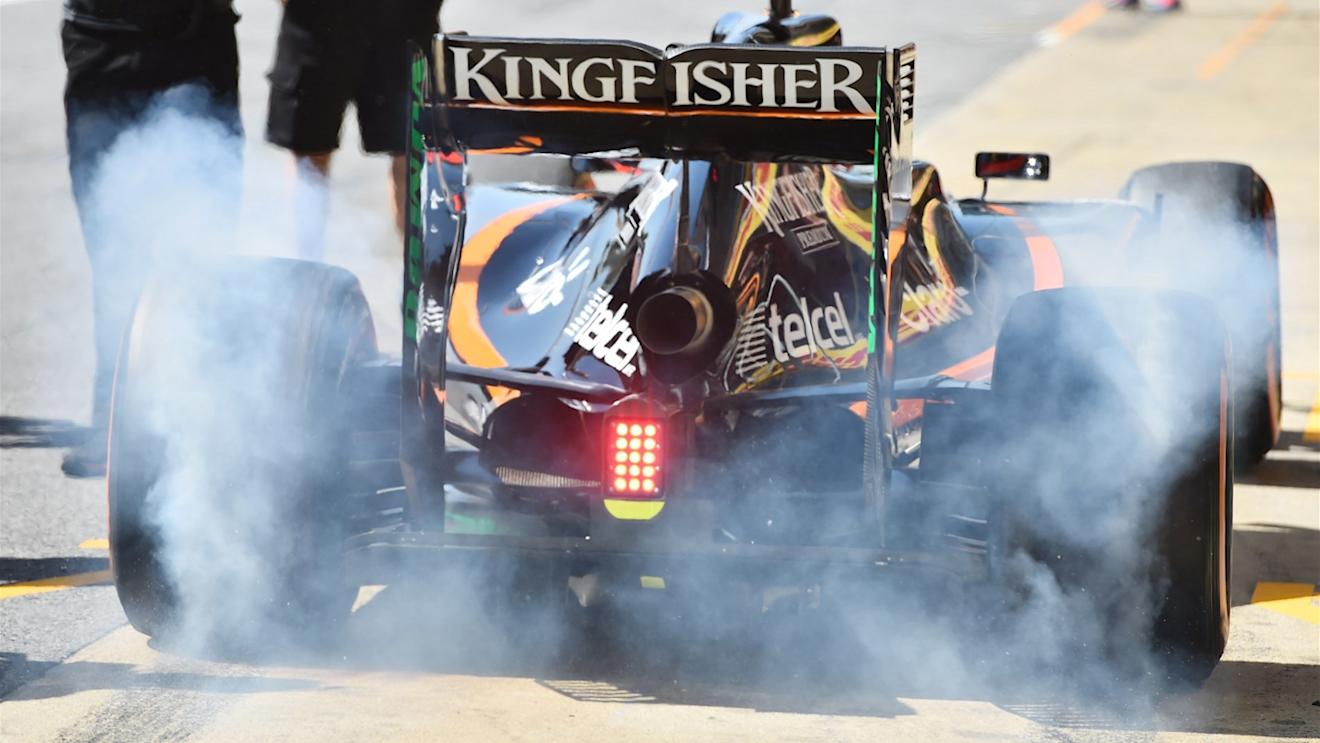 Nico Hulkenberg (GER) Force India VJM08 and tyre smoke at Formula One World Championship, Rd5, Spanish Grand Prix Practice, Barcelona, Spain, Friday 8 May 2015. © Sutton Motorsport Images