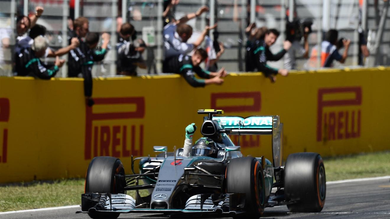 Race winner Nico Rosberg (GER) Mercedes AMG F1 W06 crosses the line at Formula One World Championship, Rd5, Spanish Grand Prix Race, Barcelona, Spain, Sunday 10 May 2015. © Sutton Motorsport Images