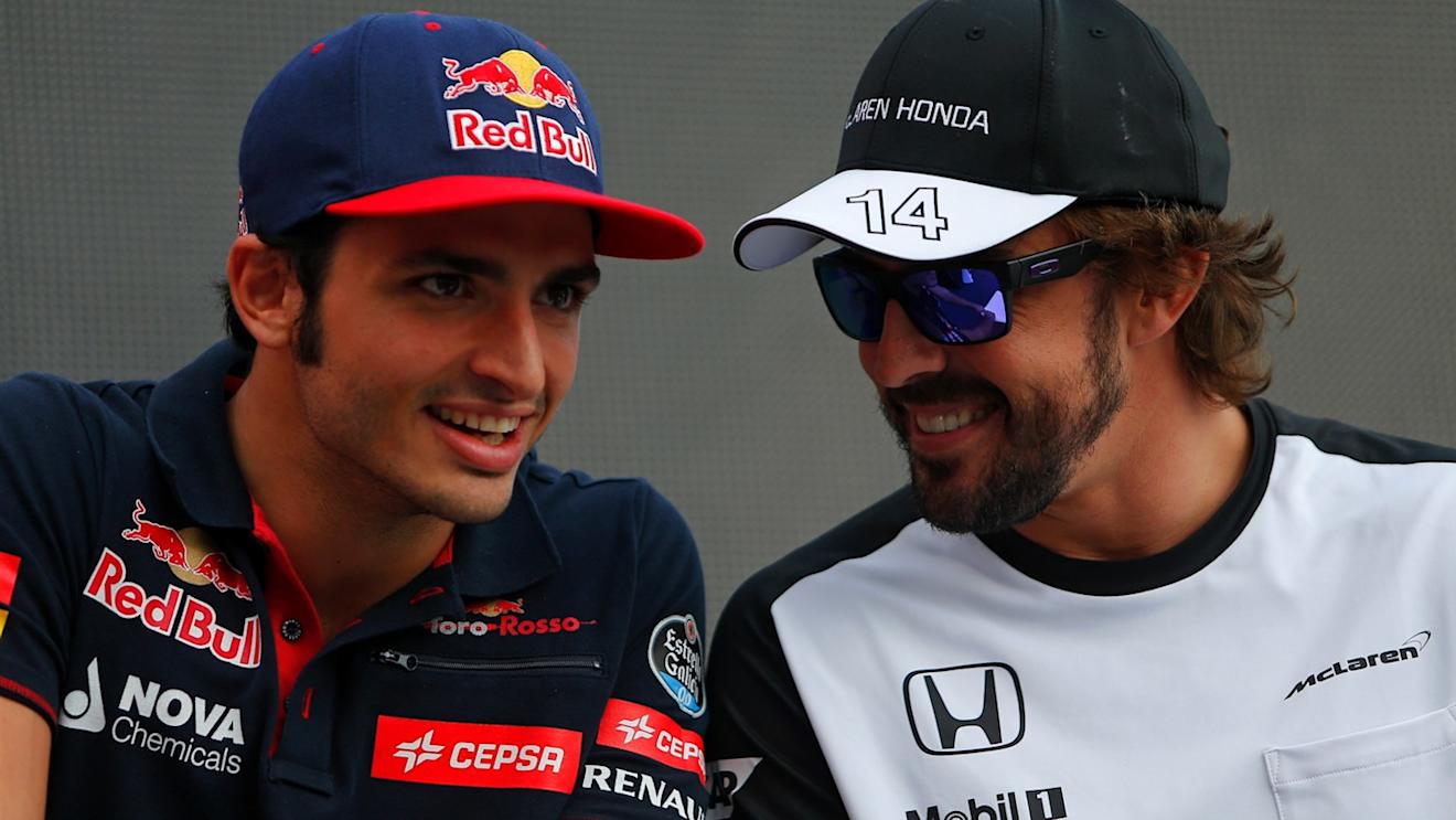 Carlos Sainz jr (ESP) Scuderia Toro Rosso, Fernando Alonso (ESP) McLaren at Formula One World Championship, Rd5, Spanish Grand Prix Preparations, Barcelona, Spain, Thursday 7 May 2015. © Sutton Motorsport Images