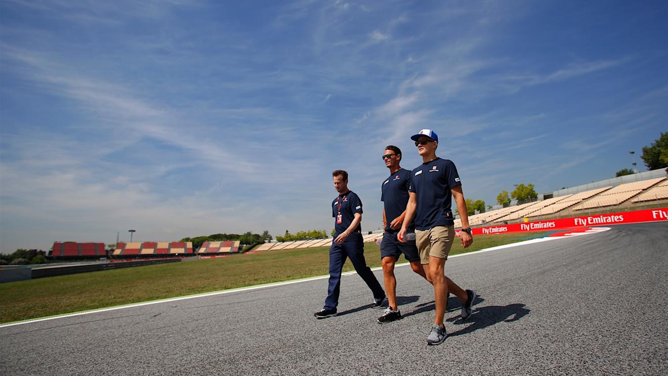 Marcus Ericsson (SWE) Sauber walks the track at Formula One World Championship, Rd5, Spanish Grand Prix Preparations, Barcelona, Spain, Thursday 7 May 2015. © Sutton Motorsport Images