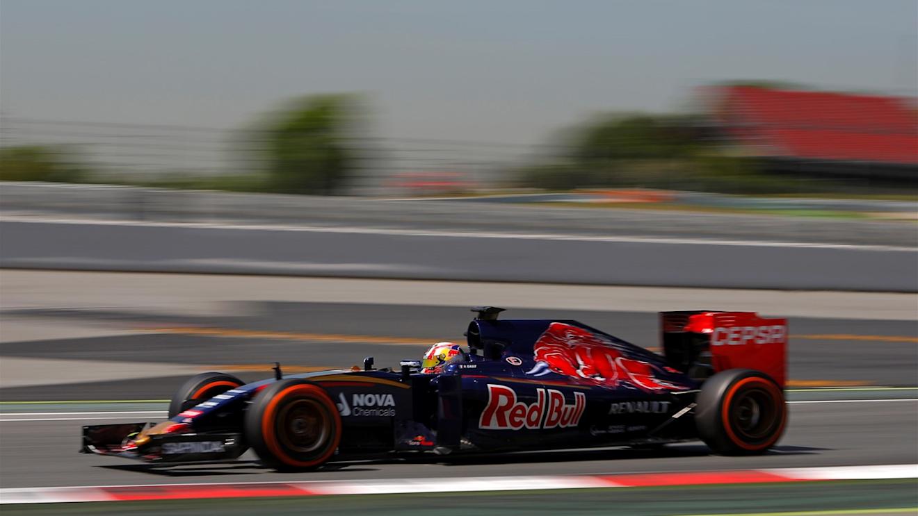 Pierre Gasly (FRA) Scuderia Toro Rosso STR10 at Formula One Testing, Day One, Barcelona, Spain, 12 May 2015. © Sutton Motorsport Images