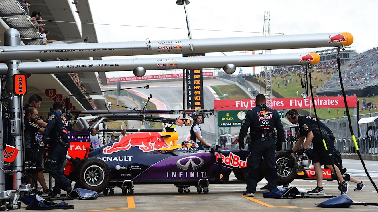 Daniil Kvyat (RUS) Red Bull Racing RB11 at Formula One World Championship, Rd16, United States  Grand Prix, Practice, Austin, Texas, USA, Friday 23 October 2015. © Sutton Motorsport Images