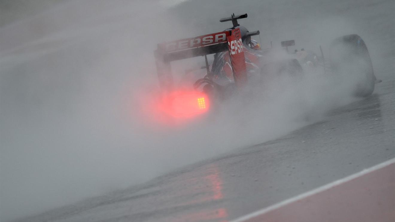 Max Verstappen (NDL) Scuderia Toro Rosso STR10 at Formula One World Championship, Rd16, United States  Grand Prix, Qualifying, Austin, Texas, USA, Saturday 24 October 2015. © Sutton Motorsport Images