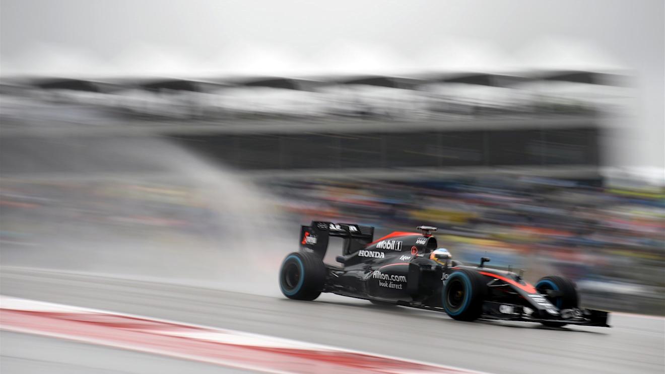 Fernando Alonso (ESP) McLaren MP4-30 at Formula One World Championship, Rd16, United States  Grand Prix, Qualifying, Austin, Texas, USA, Sunday 25 October 2015. © Sutton Motorsport Images