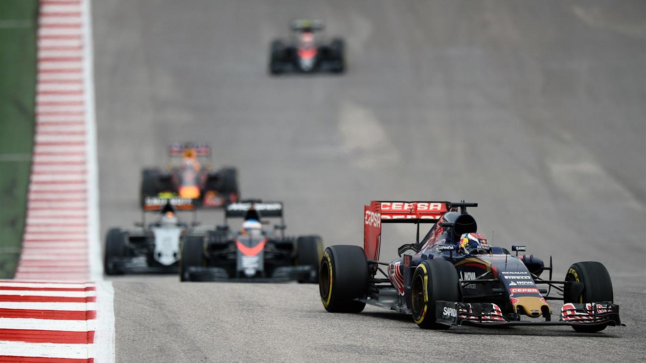 Max Verstappen (NDL) Scuderia Toro Rosso STR10 at Formula One World Championship, Rd16, United States  Grand Prix, Race, Austin, Texas, USA, Sunday 25 October 2015. © Sutton Motorsport Images