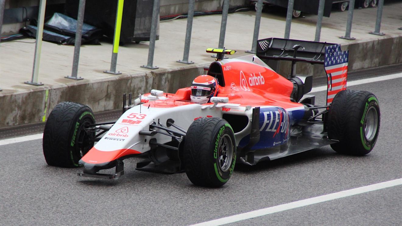 Alexander Rossi (USA) Marussia with broken front wing at Formula One World Championship, Rd16, United States  Grand Prix, Race, Austin, Texas, USA, Sunday 25 October 2015. © Sutton Motorsport Images