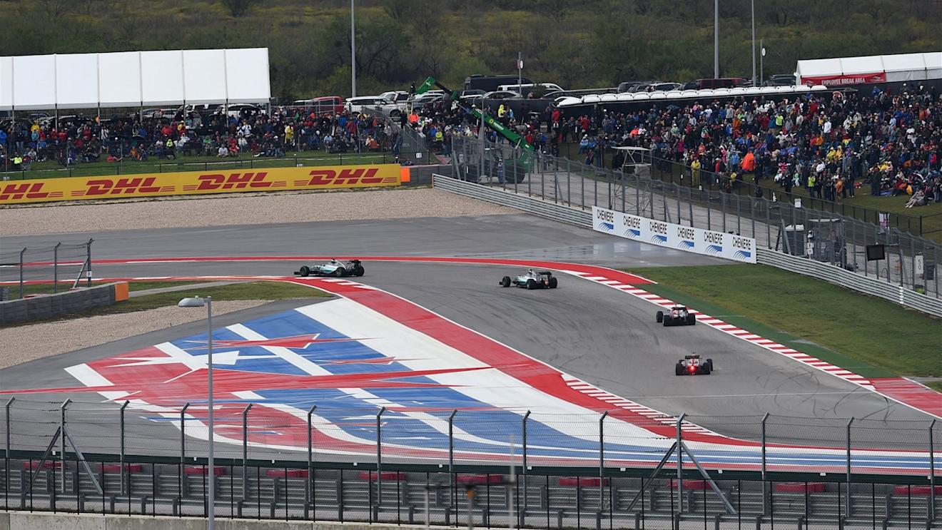 Lewis Hamilton (GBR) Mercedes AMG F1 W06 leads Nico Rosberg (GER) Mercedes AMG F1 W06 at Formula One World Championship, Rd16, United States  Grand Prix, Race, Austin, Texas, USA, Sunday 25 October 2015. © Sutton Motorsport Images
