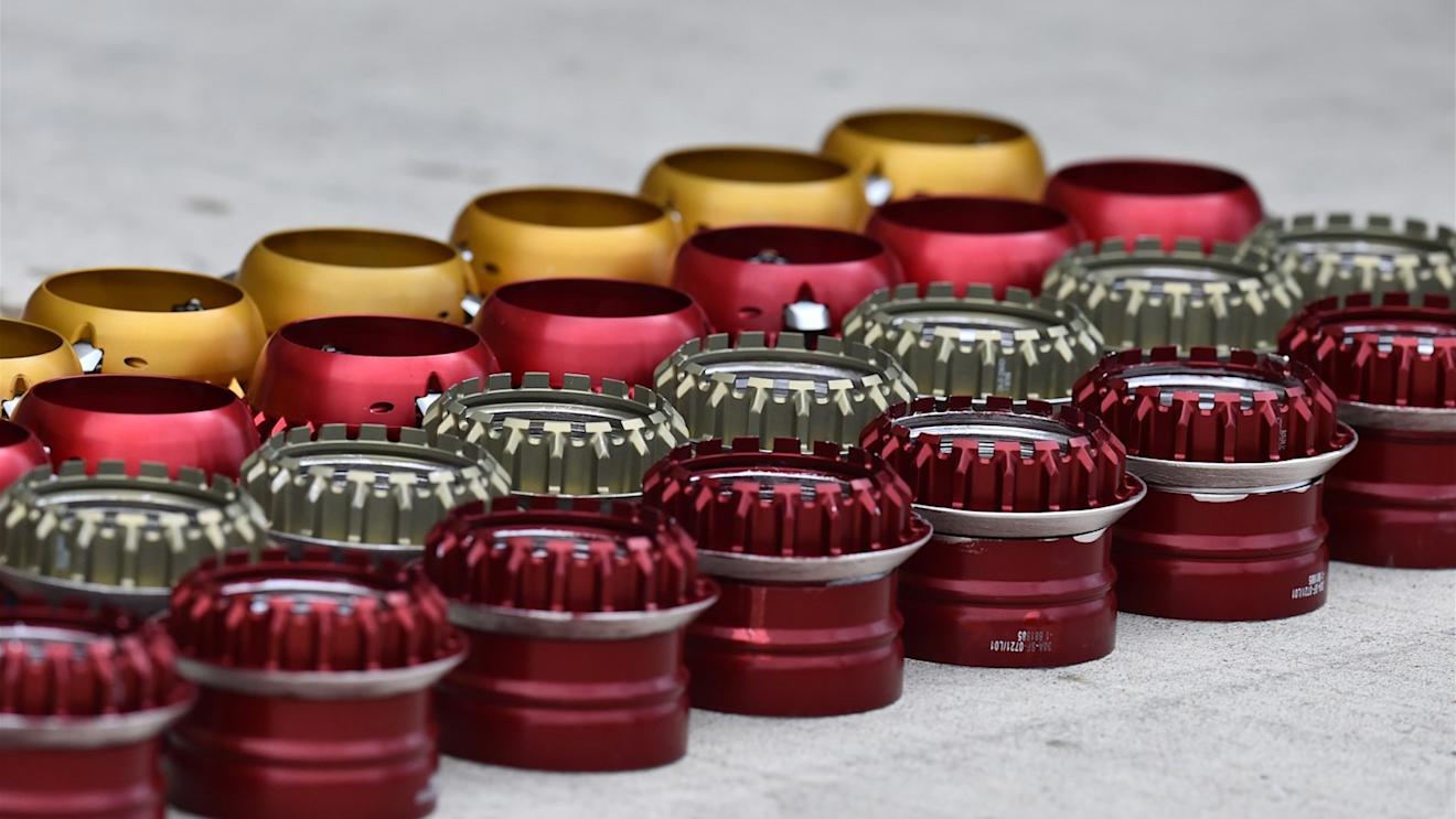 Wheel nuts at Formula One World Championship, Rd16, United States  Grand Prix, Preparations, Austin, Texas, USA, Thursday 22 October 2015. © Sutton Motorsport Images