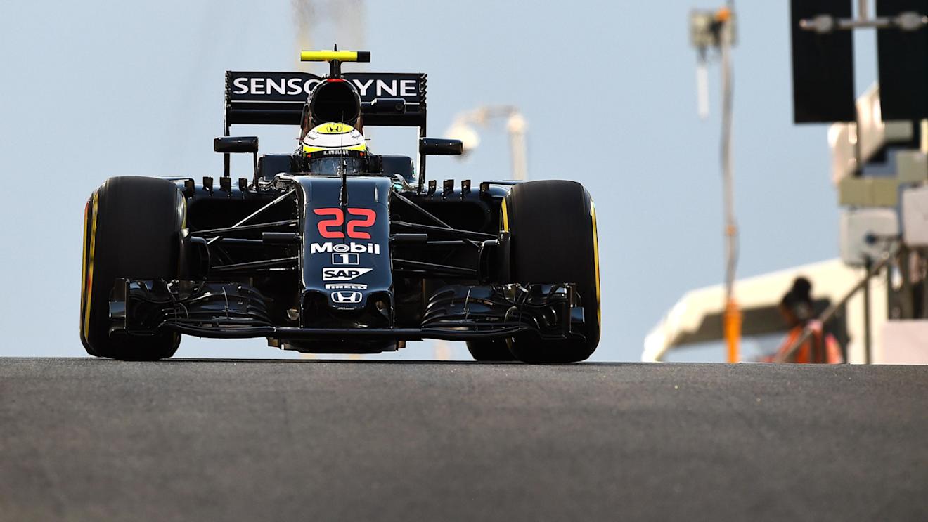 Jenson Button (GBR) McLaren MP4-31 at Formula One World Championship, Rd21, Abu Dhabi Grand Prix, Practice, Yas Marina Circuit, Abu Dhabi, UAE, Friday 25 November 2016. © Sutton Images