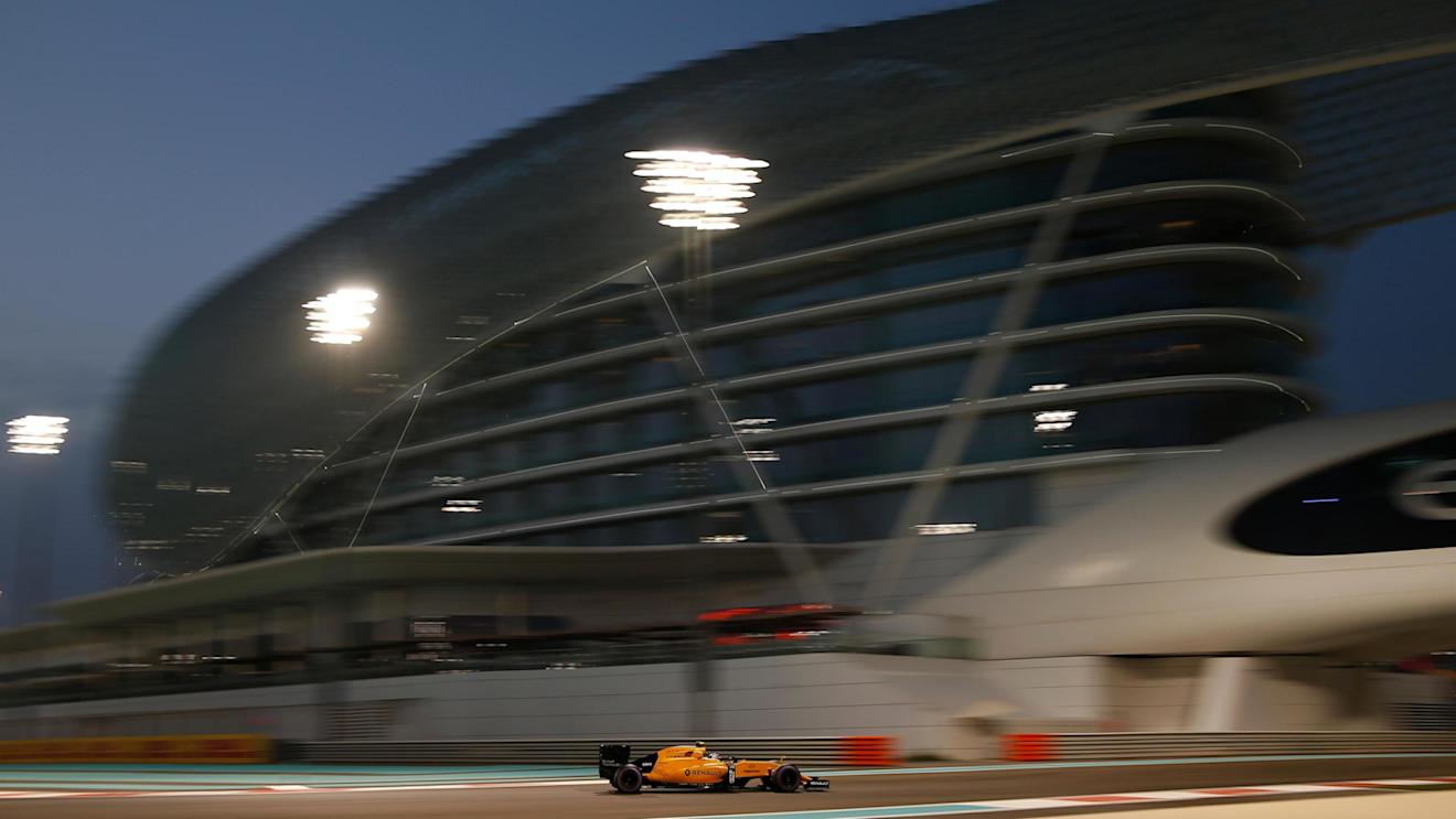 Jolyon Palmer (GBR) Renault Sport F1 Team RS16 at Formula One World Championship, Rd21, Abu Dhabi Grand Prix, Practice, Yas Marina Circuit, Abu Dhabi, UAE, Friday 25 November 2016. © Sutton Images