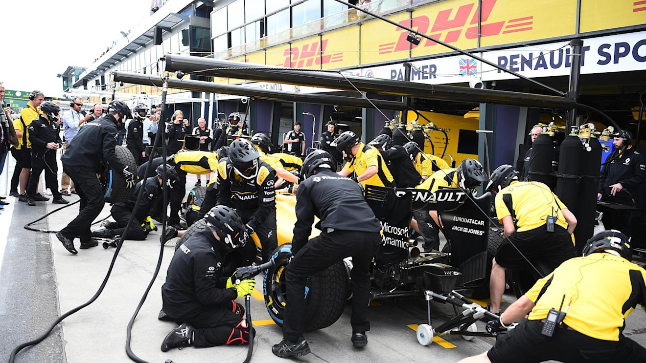 Renault Sport F1 Team practice pit stops at Formula One World Championship, Rd1, Australian Grand Prix, Qualifying, Albert Park, Melbourne, Australia, Saturday 19 March 2016. © Sutton Motorsport Images