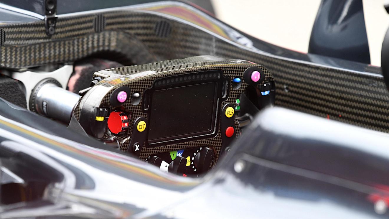 McLaren MP4-31 steering wheel at Formula One World Championship, Rd1, Australian Grand Prix, Qualifying, Albert Park, Melbourne, Australia, Saturday 19 March 2016. © Sutton Motorsport Images