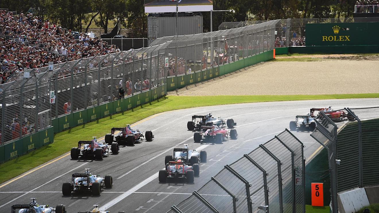 Sebastian Vettel (GER) Ferrari SF16-H leads at the start of the race at Formula One World Championship, Rd1, Australian Grand Prix, Race, Albert Park, Melbourne, Australia, Sunday 20 March 2016. © Sutton Motorsport Images