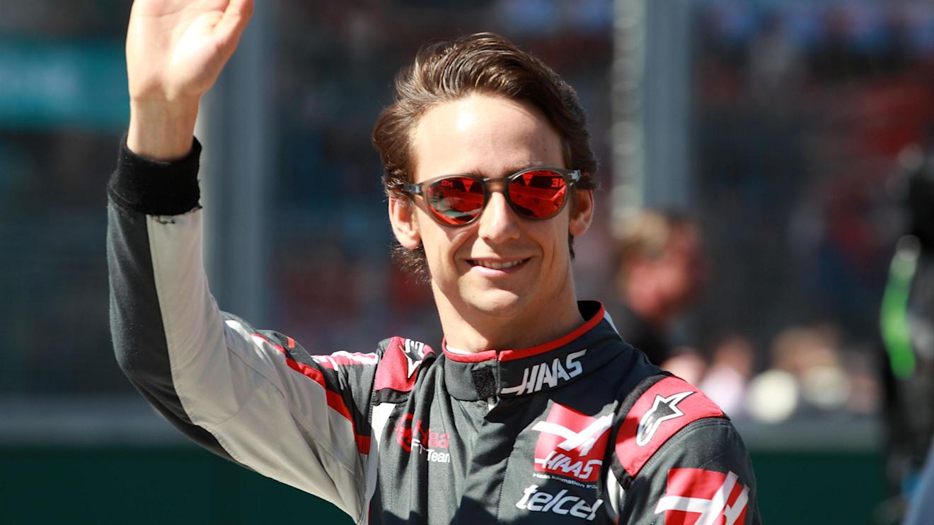 Esteban Gutierrez (MEX) Haas F1 on the drivers parade at Formula One World Championship, Rd1, Australian Grand Prix, Race, Albert Park, Melbourne, Australia, Sunday 20 March 2016. © Sutton Motorsport Images