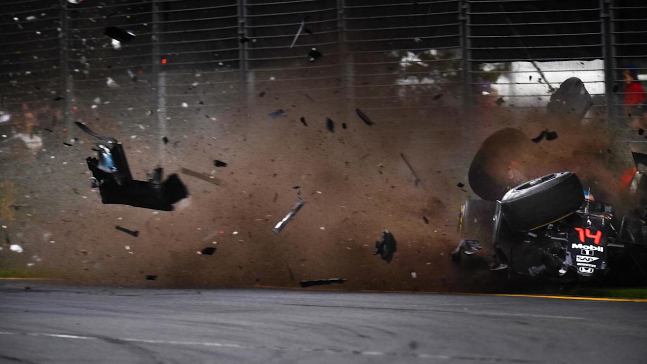 Fernando Alonso (ESP) McLaren MP4-31 crashes at Formula One World Championship, Rd1, Australian Grand Prix, Race, Albert Park, Melbourne, Australia, Sunday 20 March 2016. © Sutton Motorsport Images