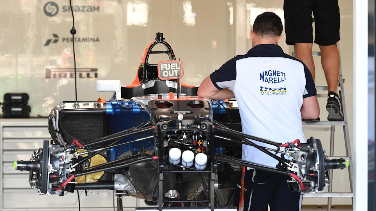 Sauber C35  in the garage at Formula One World Championship, Rd1, Australian Grand Prix, Preparations, Albert Park, Melbourne, Australia, Wednesday 16 March 2016. © Sutton Motorsport Images