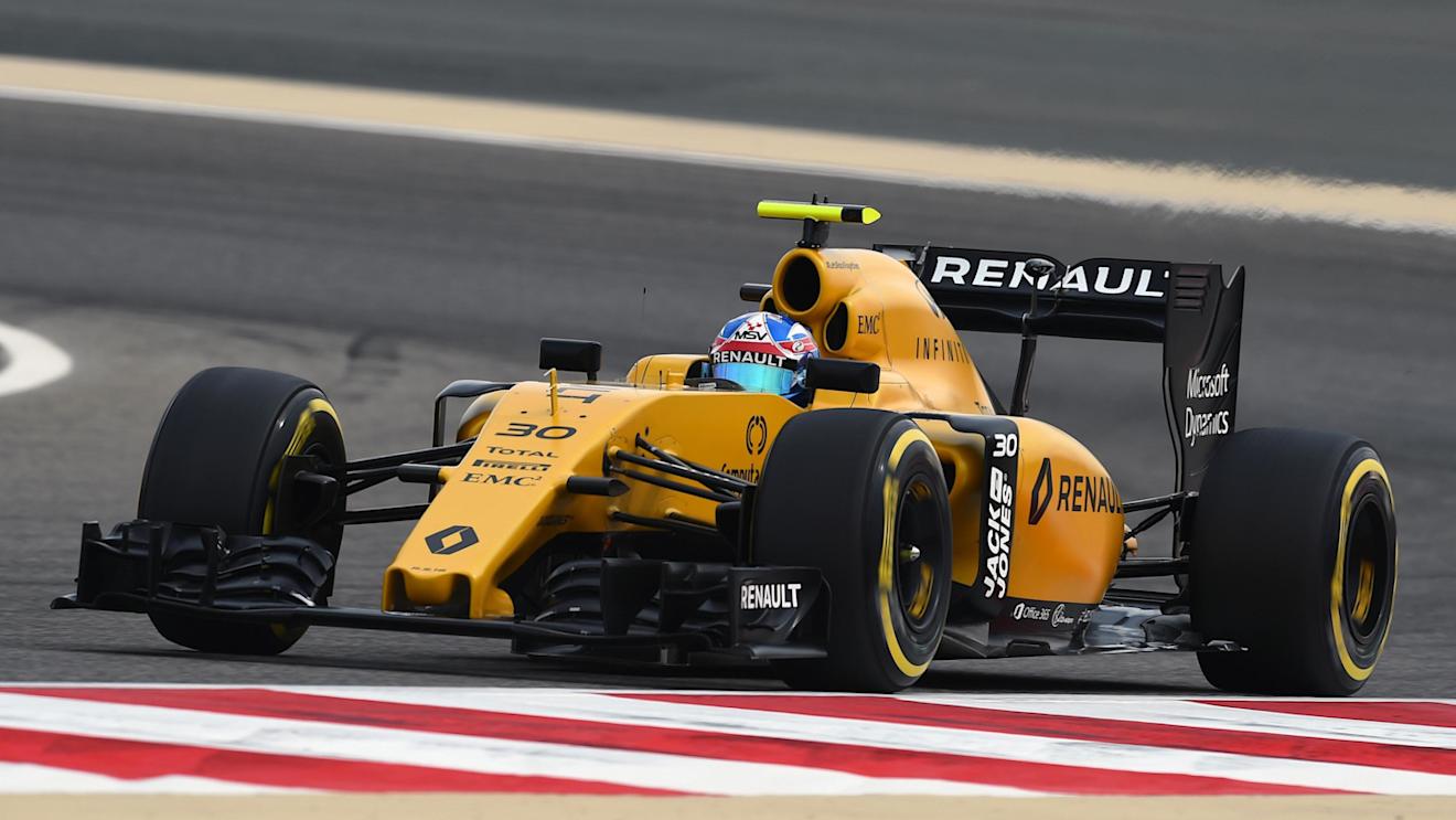 Jolyon Palmer (GBR) Renault Sport F1 Team RS16 at Formula One World Championship, Rd2, Bahrain Grand Prix Practice, Bahrain International Circuit, Sakhir, Bahrain, Friday 1 April 2016. © Sutton Motorsport Images