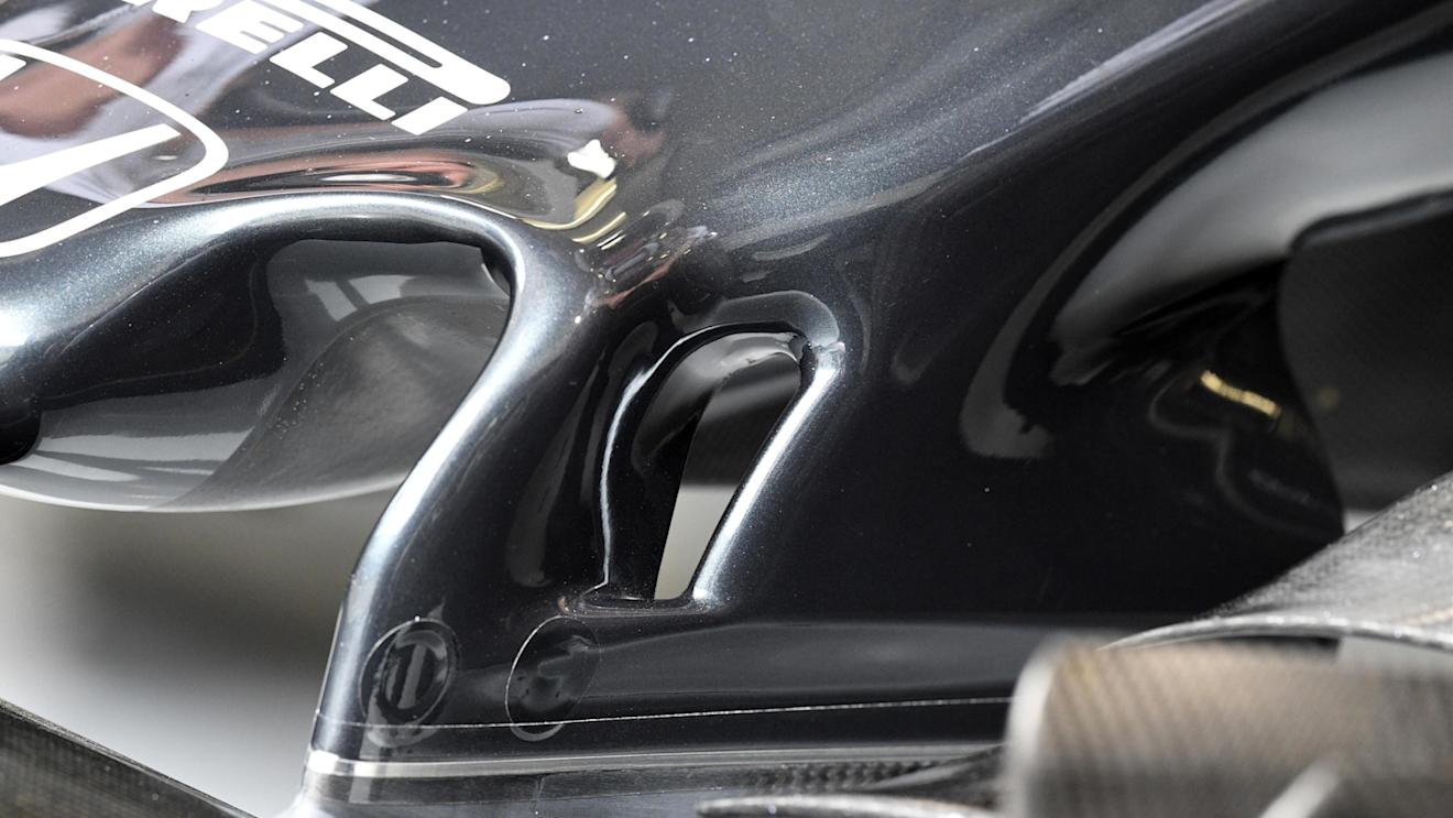 McLaren MP4-31 nose and front wing detail at Formula One World Championship, Rd2, Bahrain Grand Prix Practice, Bahrain International Circuit, Sakhir, Bahrain, Friday 1 April 2016. © Sutton Motorsport Images