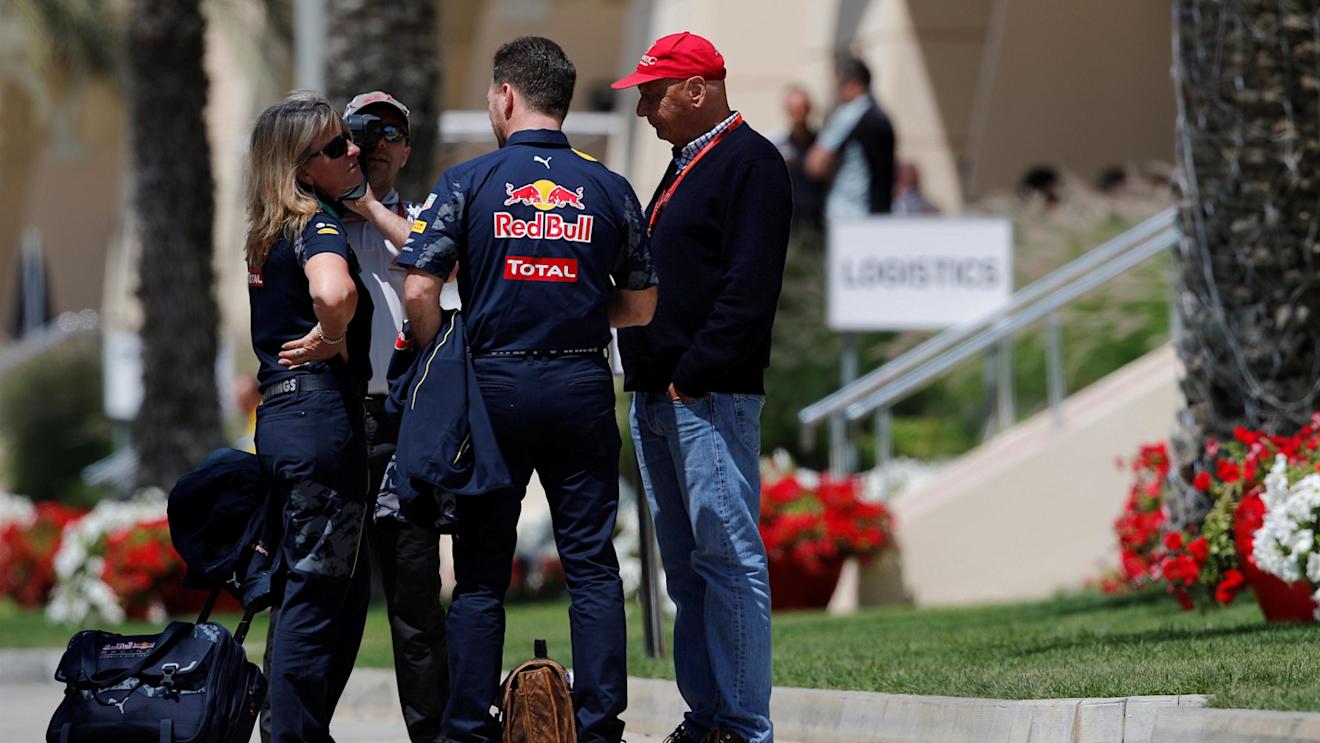Niki Lauda (AUT) Mercedes AMG F1 Non-Executive Chairman at Formula One World Championship, Rd2, Bahrain Grand Prix Qualifying, Bahrain International Circuit, Sakhir, Bahrain, Saturday 2 April 2016. © Sutton Motorsport Images