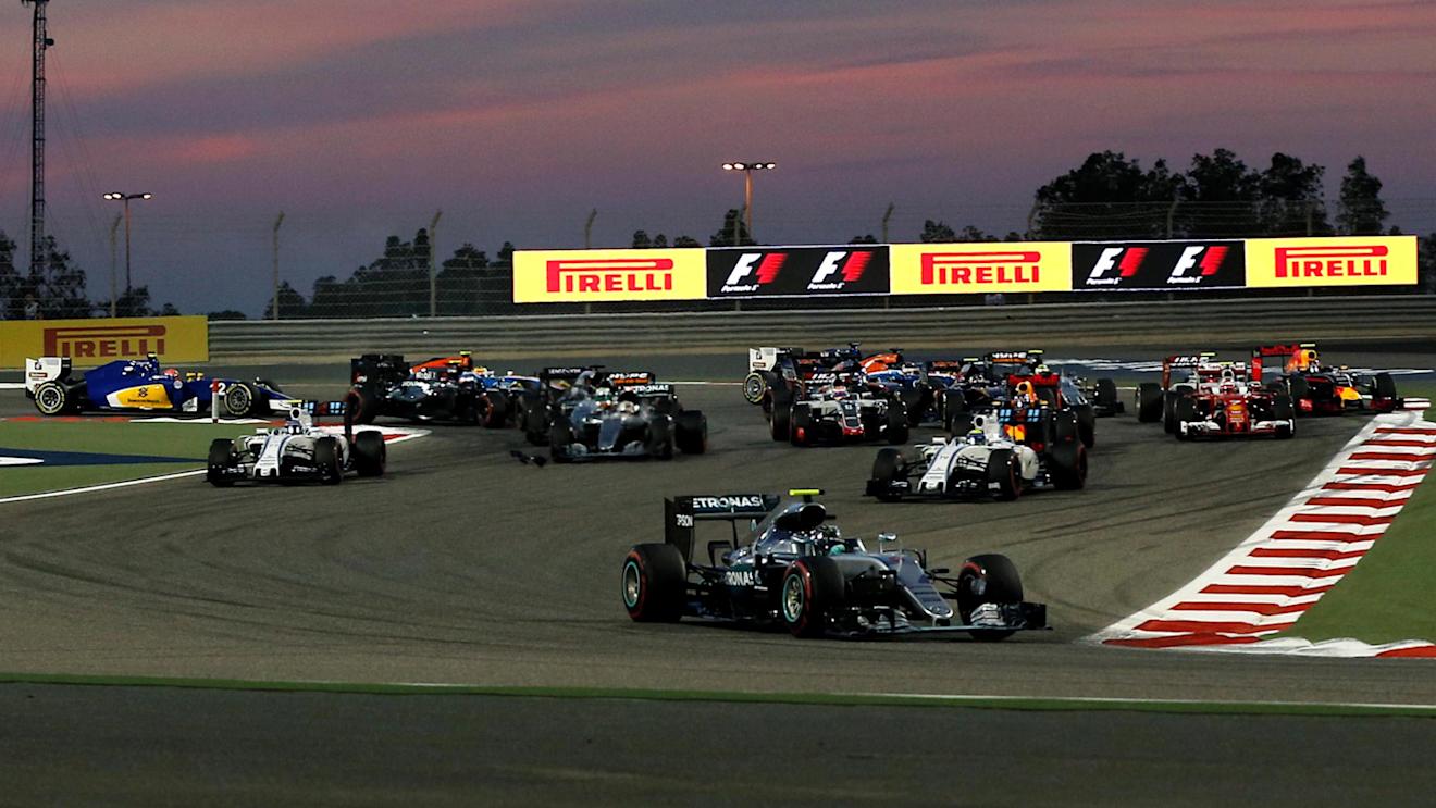 Nico Rosberg (GER) Mercedes-Benz F1 W07 Hybrid leads at the start of the race at Formula One World Championship, Rd2, Bahrain Grand Prix Race, Bahrain International Circuit, Sakhir, Bahrain, Sunday 3 April 2016. © Sutton Motorsport Images