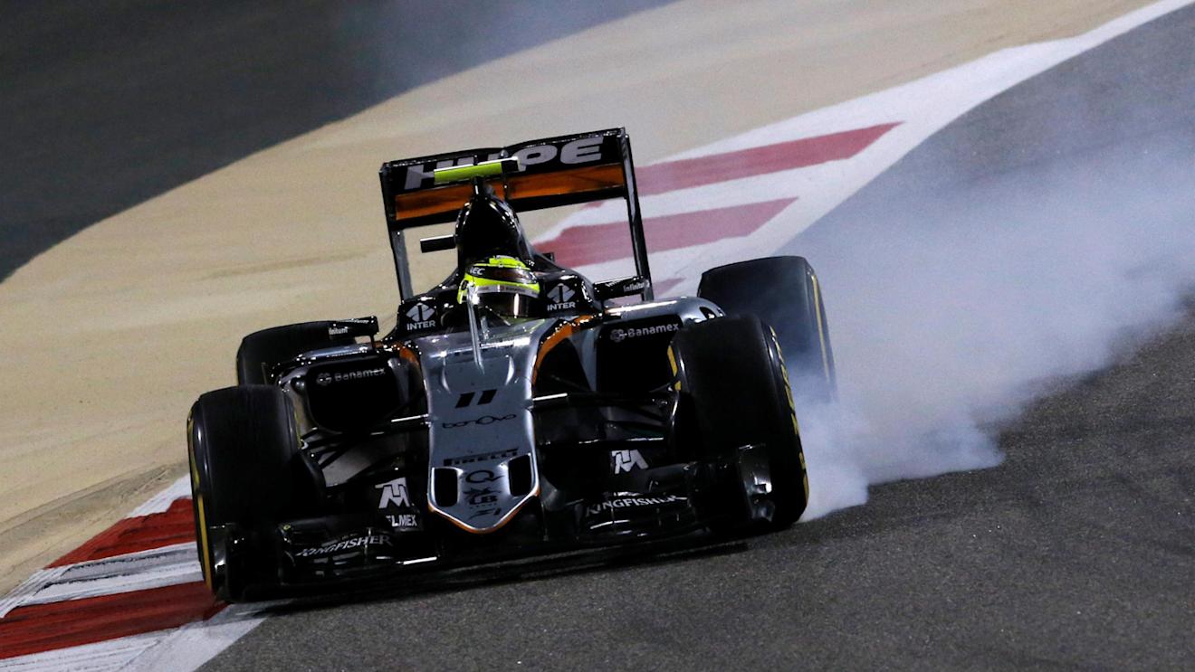 Sergio Perez (MEX) Force India VJM09 locks up at Formula One World Championship, Rd2, Bahrain Grand Prix Race, Bahrain International Circuit, Sakhir, Bahrain, Sunday 3 April 2016. © Sutton Motorsport Images