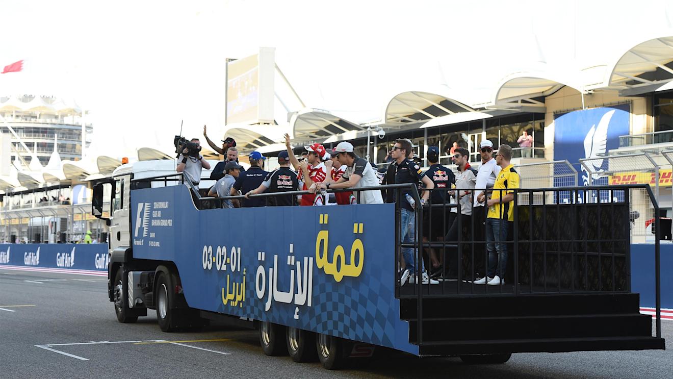 Drivers parade at Formula One World Championship, Rd2, Bahrain Grand Prix Race, Bahrain International Circuit, Sakhir, Bahrain, Sunday 3 April 2016. © Sutton Motorsport Images