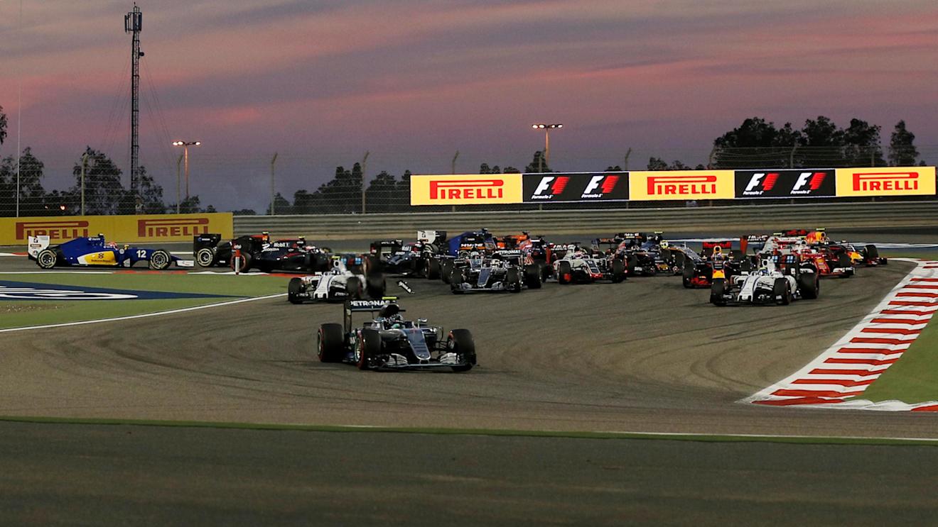Nico Rosberg (GER) Mercedes-Benz F1 W07 Hybrid leads at the start of the race at Formula One World Championship, Rd2, Bahrain Grand Prix Race, Bahrain International Circuit, Sakhir, Bahrain, Sunday 3 April 2016. © Sutton Motorsport Images
