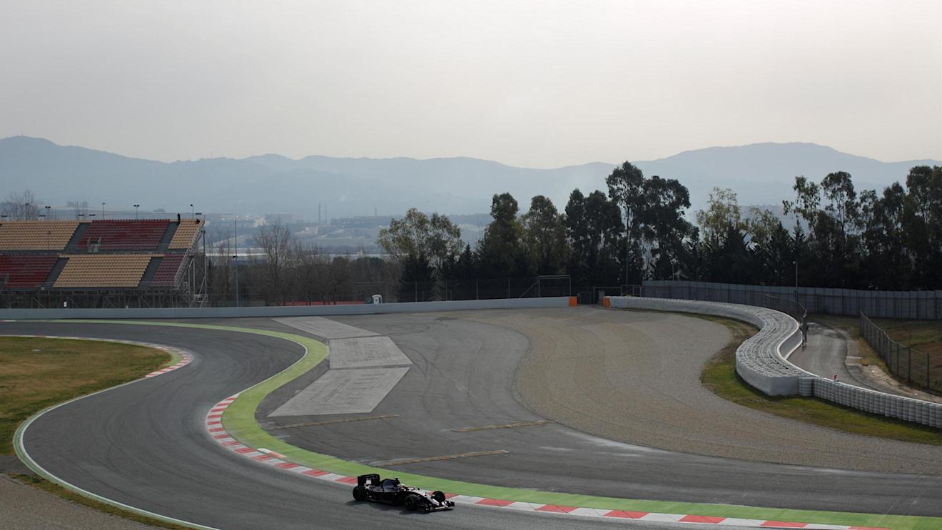 Carlos Sainz jr (ESP) Scuderia Toro Rosso STR11 at Formula One Testing, Day One, Barcelona, Spain, Monday 22 February 2016. © Sutton Motorsport Images