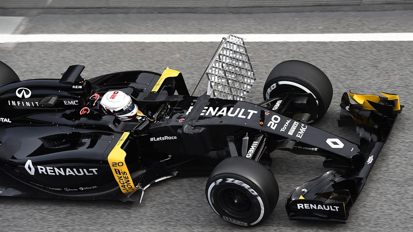 Kevin Magnussen (DEN) Renault Sport F1 Team RS16 and aero sensors at Formula One Testing, Day Three, Barcelona, Spain, Wednesday 24 February 2016. © Sutton Motorsport Images