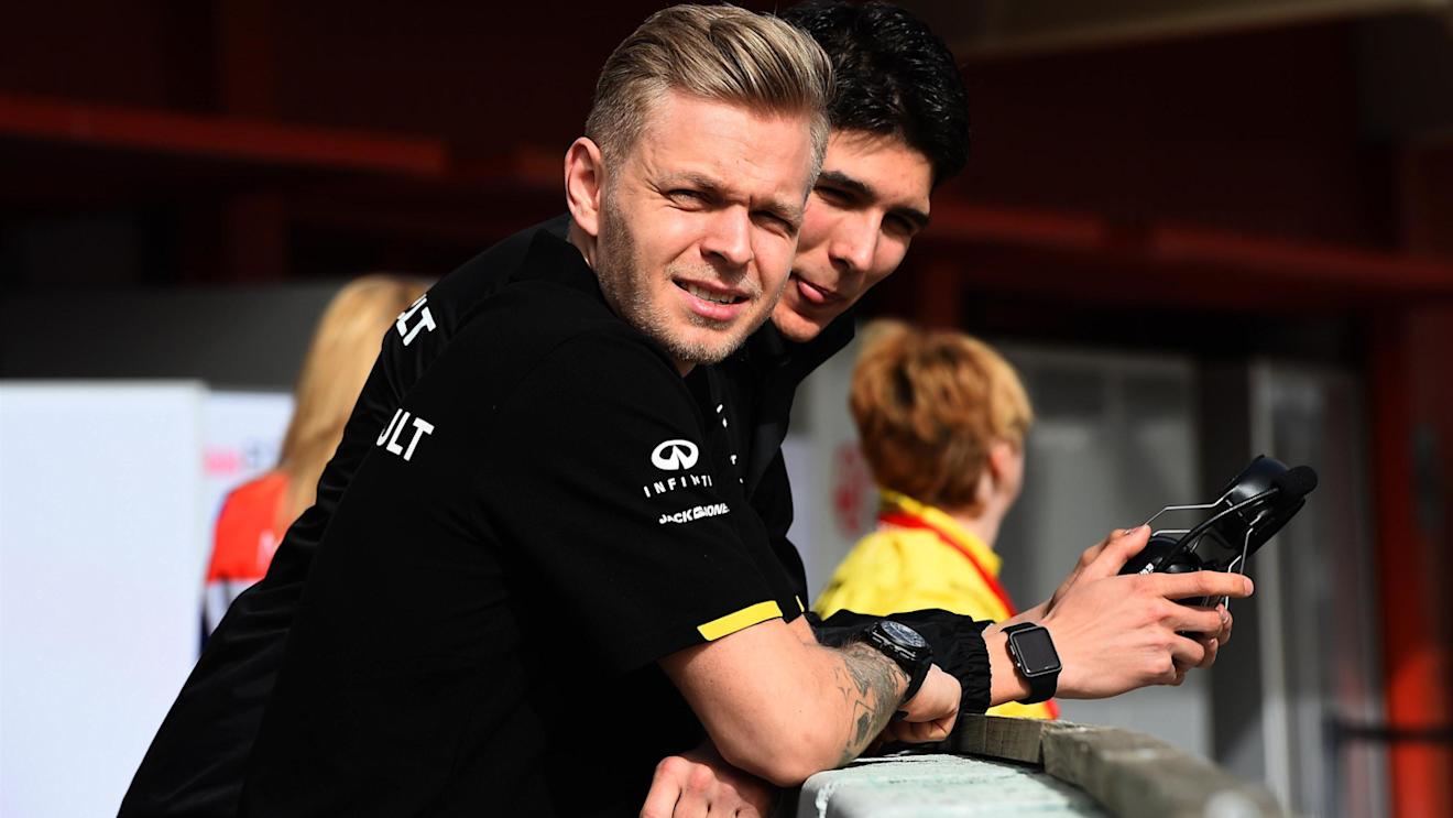 Kevin Magnussen (DEN) Renault Sport F1 Team at Formula One Testing, Day One, Barcelona, Spain, Monday 22 February 2016. © Sutton Motorsport Images