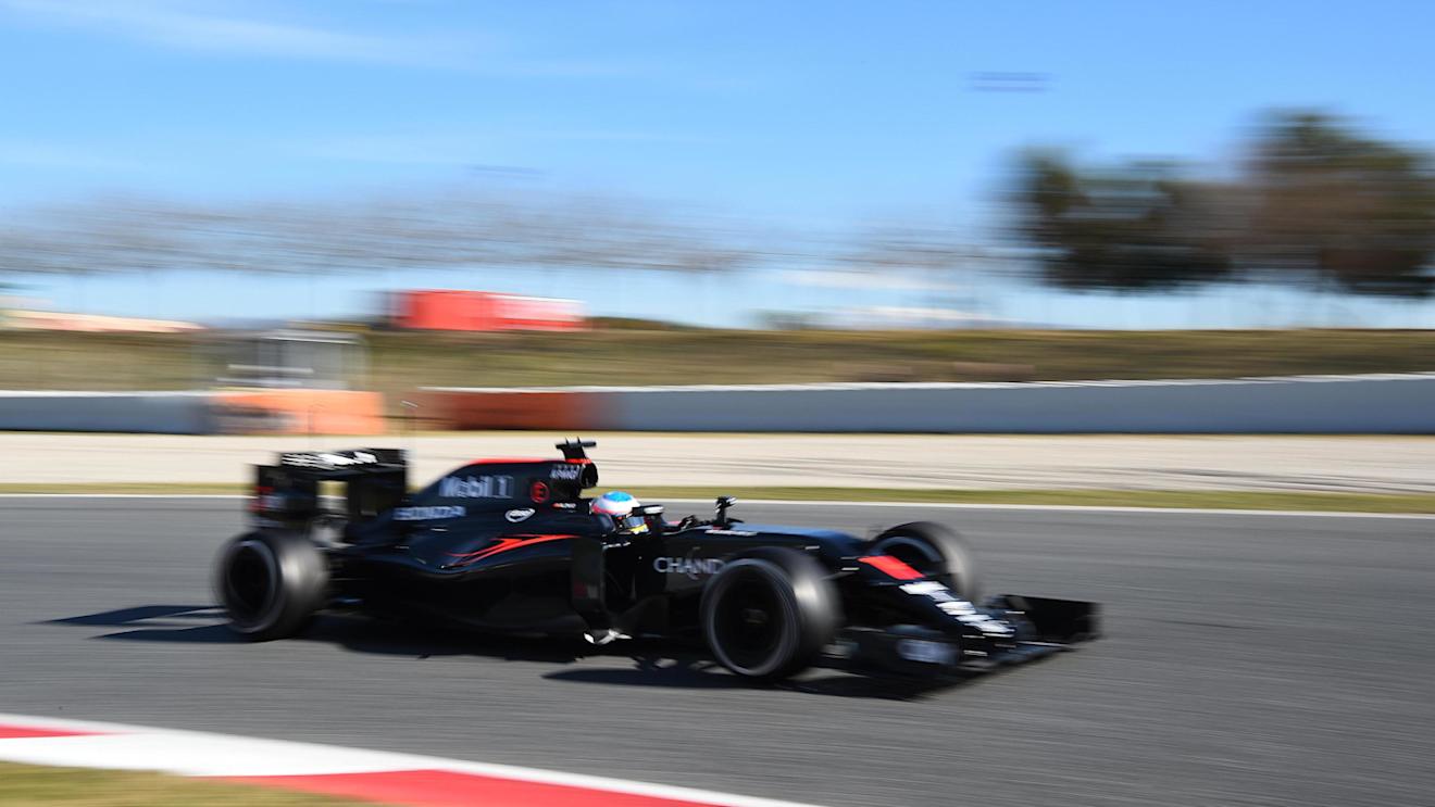 Fernando Alonso (ESP) McLaren MP4-31 at Formula One Testing, Day One, Barcelona, Spain, Tuesday 1 March 2016. © Sutton Motorsport Images