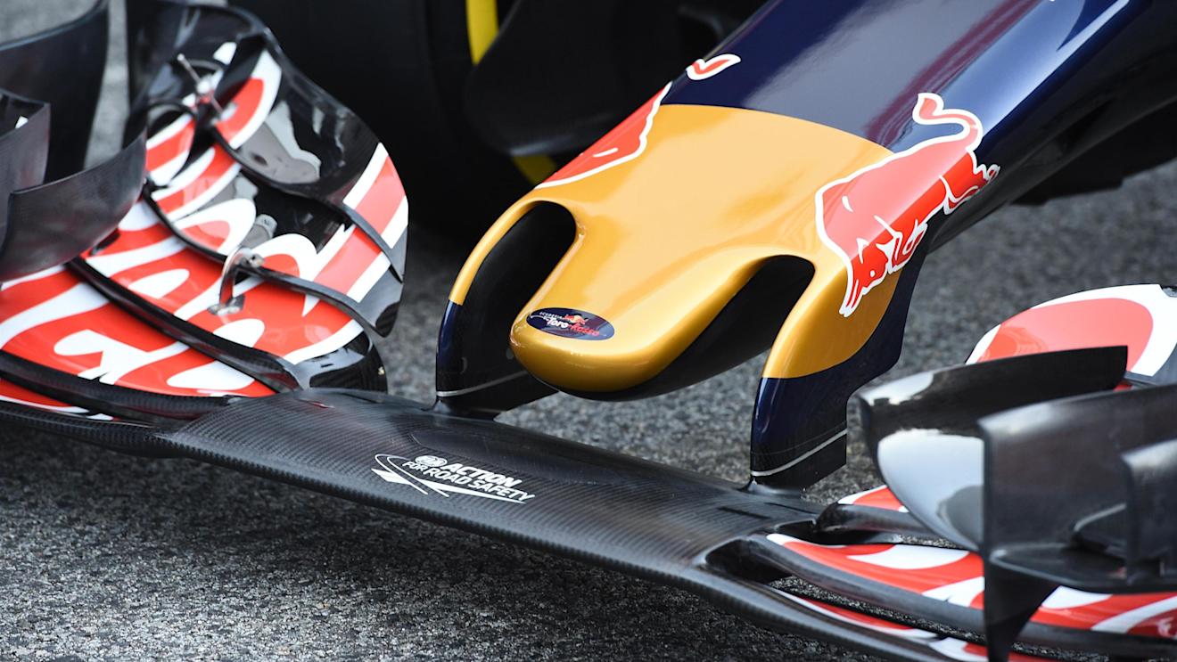 Scuderia Toro Rosso STR11 nose and front wing detail at Formula One Testing, Day One, Barcelona, Spain, Tuesday 1 March 2016. © Sutton Motorsport Images