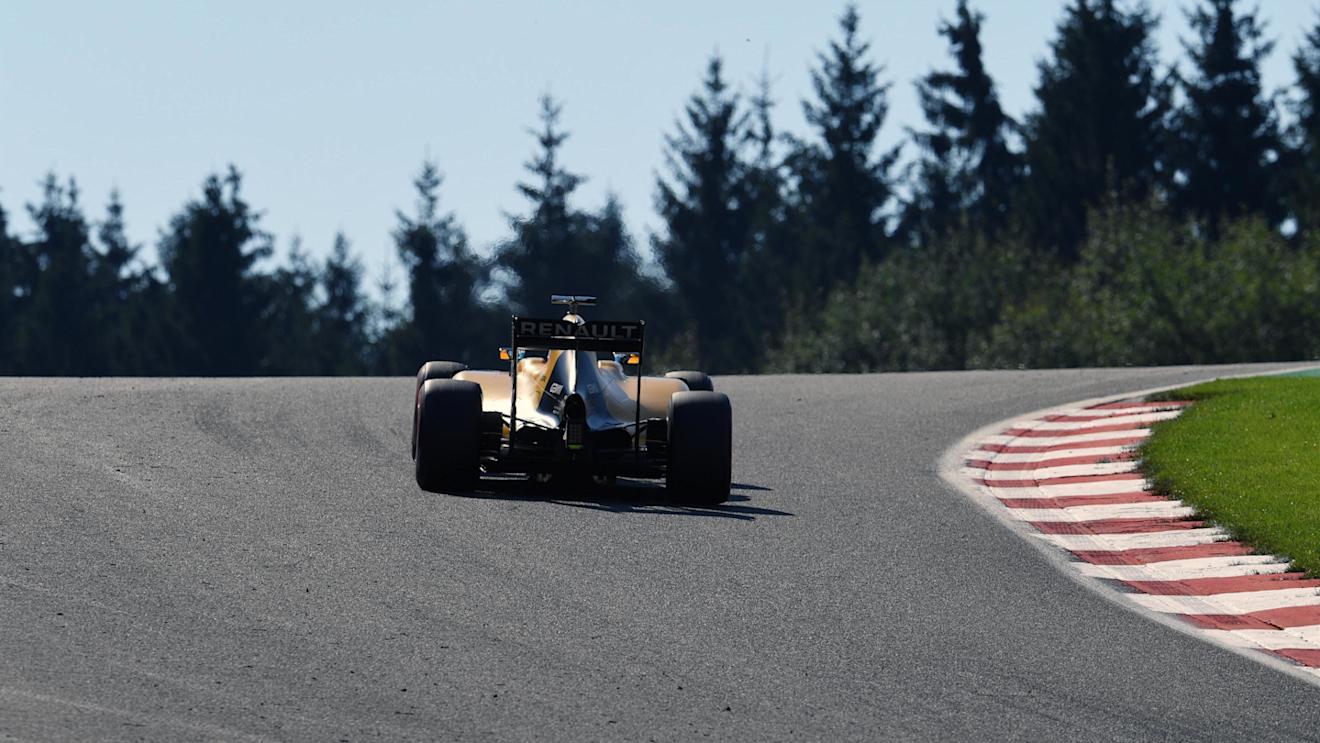 Jolyon Palmer (GBR) Renault Sport F1 Team RS16 at Formula One World Championship, Rd13, Belgian Grand Prix, Qualifying, Spa Francorchamps, Belgium, Saturday 27 August 2016. © Sutton Images