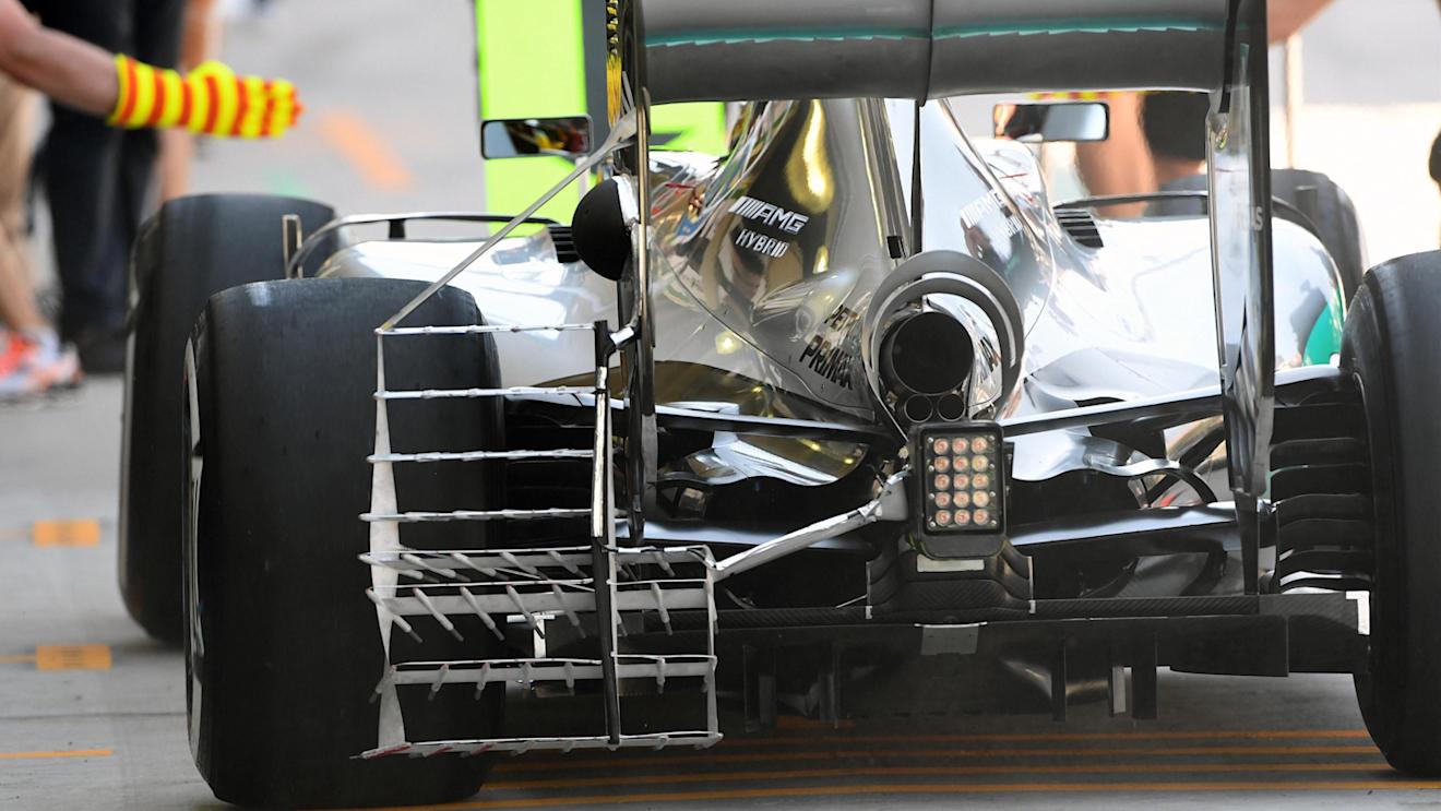 Lewis Hamilton (GBR) Mercedes-Benz F1 W07 Hybrid with aero sensor on rear wing at Formula One World Championship, Rd20, Brazilian Grand Prix, Practice, Interlagos, Sao Paulo, Brazil, Friday 11 November 2016. © Sutton Images