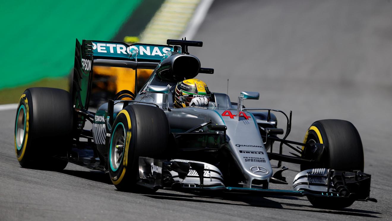 Lewis Hamilton (GBR) Mercedes-Benz F1 W07 Hybrid at Formula One World Championship, Rd20, Brazilian Grand Prix, Practice, Interlagos, Sao Paulo, Brazil, Friday 11 November 2016. © Sutton Images