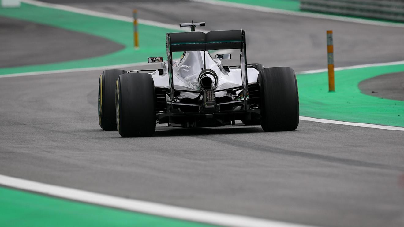 Lewis Hamilton (GBR) Mercedes-Benz F1 W07 Hybrid at Formula One World Championship, Rd20, Brazilian Grand Prix, Qualifying, Interlagos, Sao Paulo, Brazil, Saturday 12 November 2016. © Sutton Images