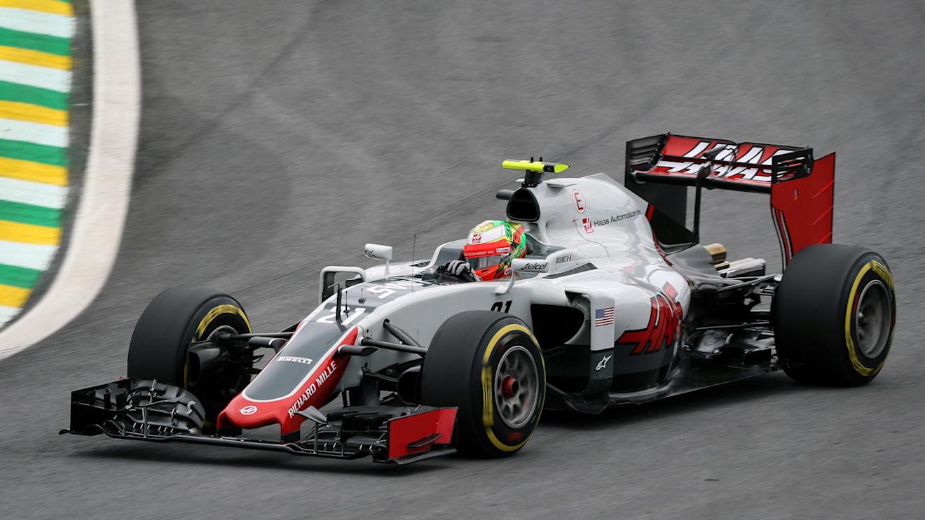 Esteban Gutierrez (MEX) Haas VF-16 at Formula One World Championship, Rd20, Brazilian Grand Prix, Qualifying, Interlagos, Sao Paulo, Brazil, Saturday 12 November 2016. © Sutton Images