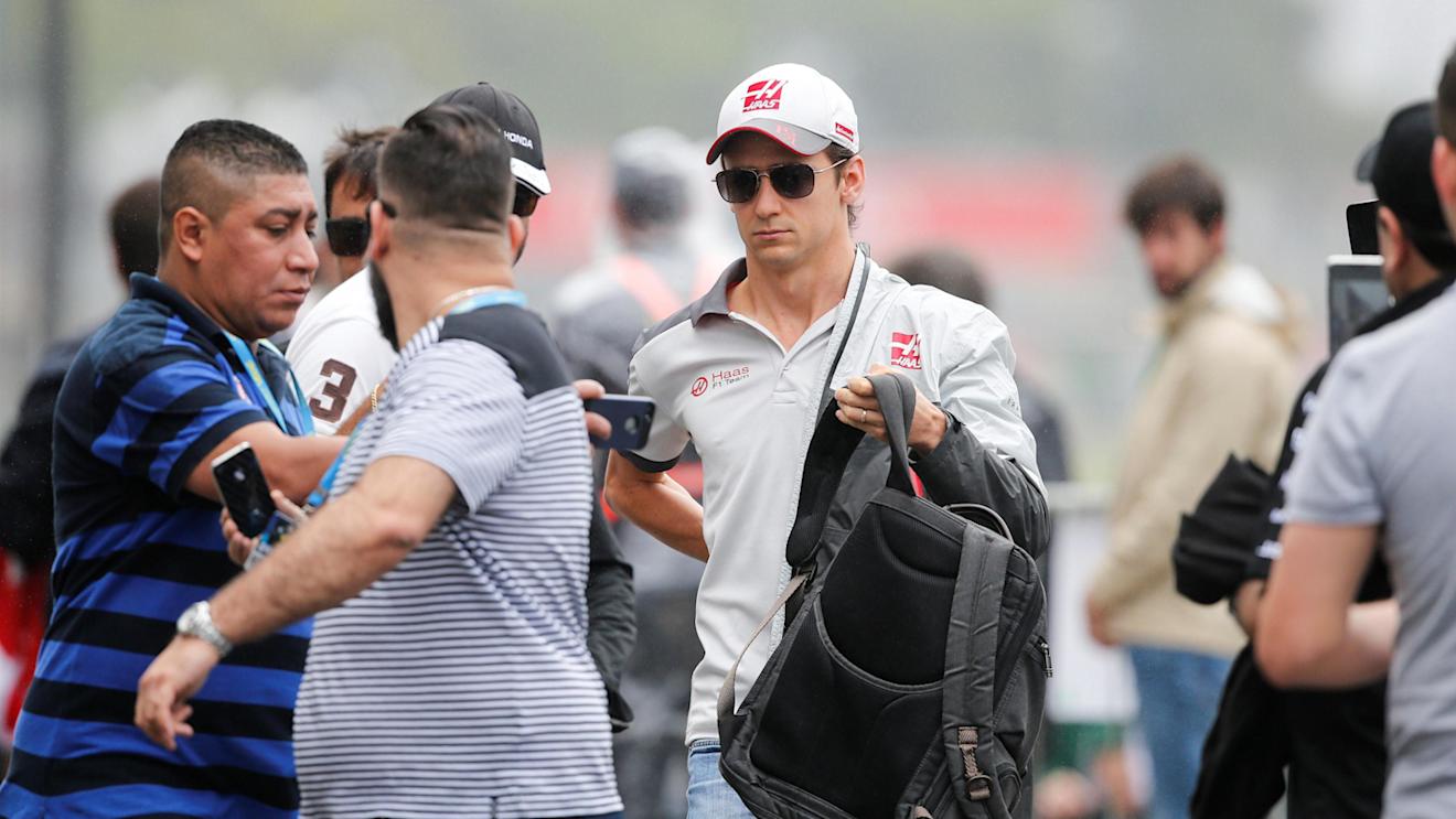 Esteban Gutierrez (MEX) Haas F1 at Formula One World Championship, Rd20, Brazilian Grand Prix, Qualifying, Interlagos, Sao Paulo, Brazil, Saturday 12 November 2016. © Sutton Images