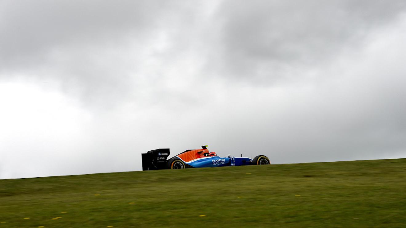 Esteban Ocon (FRA) Manor Racing MRT05 at Formula One World Championship, Rd20, Brazilian Grand Prix, Qualifying, Interlagos, Sao Paulo, Brazil, Saturday 12 November 2016. © Sutton Images
