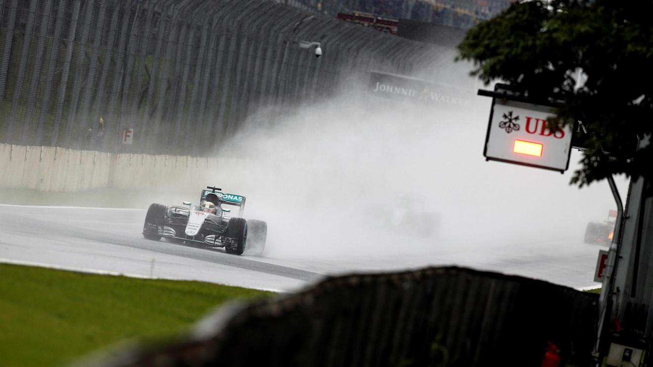 Lewis Hamilton (GBR) Mercedes-Benz F1 W07 Hybrid at Formula One World Championship, Rd20, Brazilian Grand Prix, Race, Interlagos, Sao Paulo, Brazil, Sunday 13 November 2016. © Sutton Images