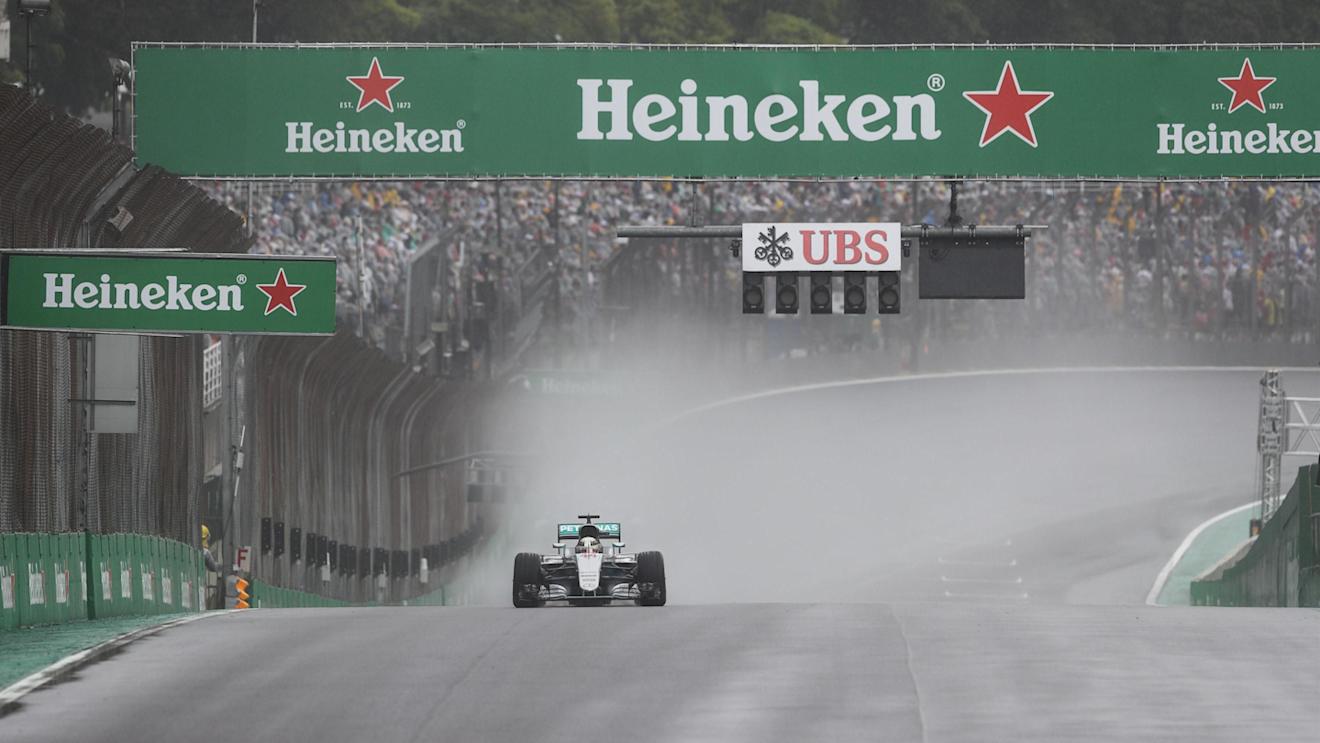 Lewis Hamilton (GBR) Mercedes-Benz F1 W07 Hybrid at Formula One World Championship, Rd20, Brazilian Grand Prix, Race, Interlagos, Sao Paulo, Brazil, Sunday 13 November 2016. © Sutton Images